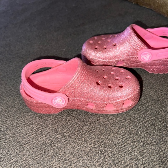 Toddler Classic glitter clog. - Picture 4 of 5